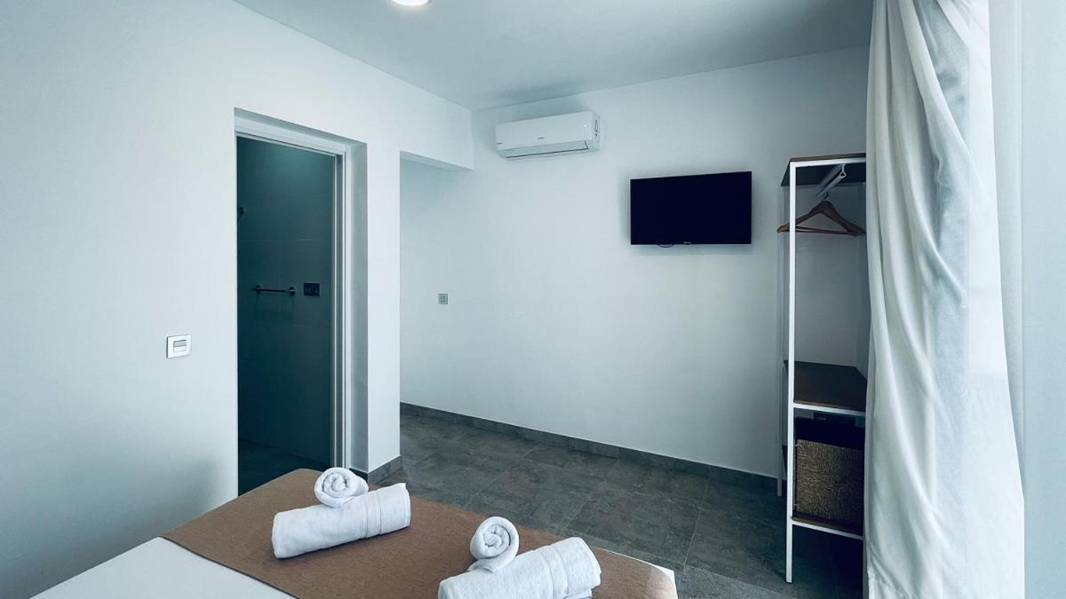 Hostal Aires Del Mar Carboneras Ngoại thất bức ảnh