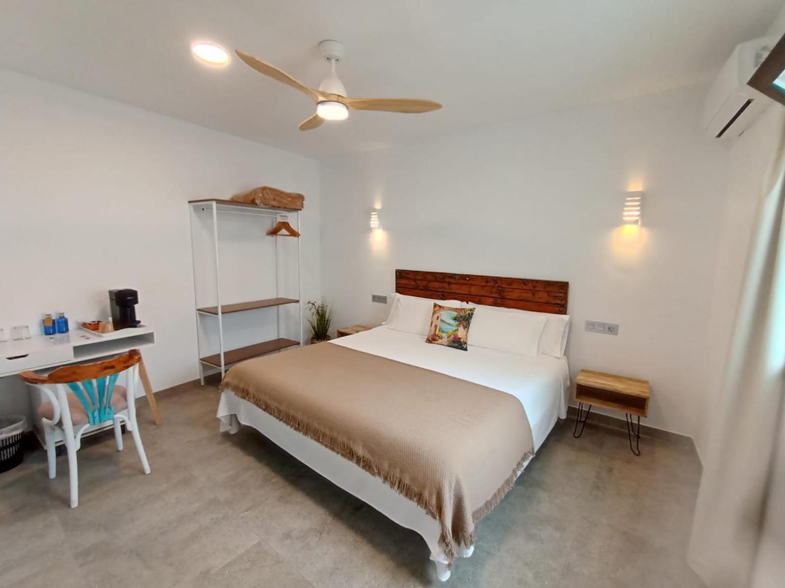 Hostal Aires Del Mar Carboneras Ngoại thất bức ảnh