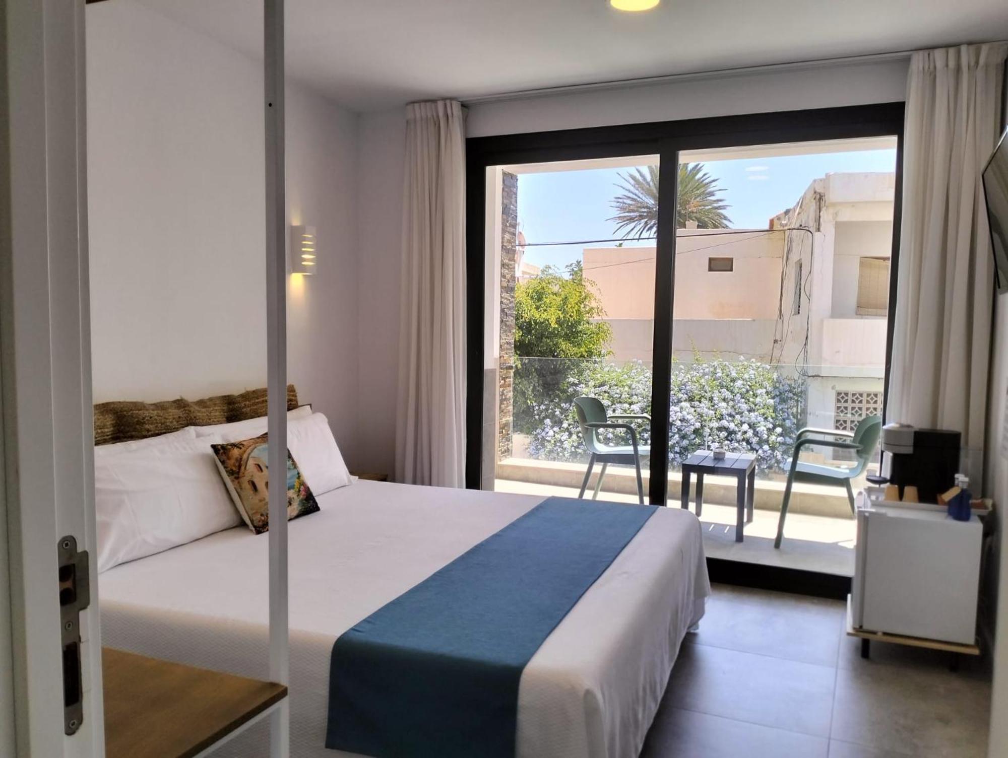 Hostal Aires Del Mar Carboneras Ngoại thất bức ảnh